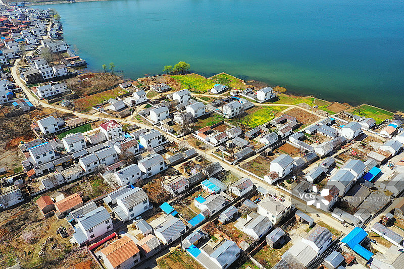 明媚村庄+江苏省徐州市铜山区伊庄镇马集村吕梁湖风景区图片素材