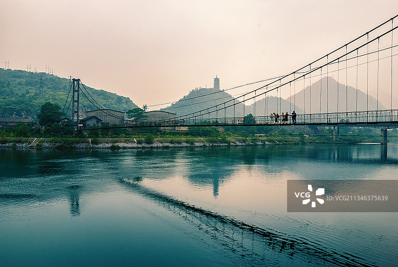 湖南省郴州市资兴市东江吊桥图片素材