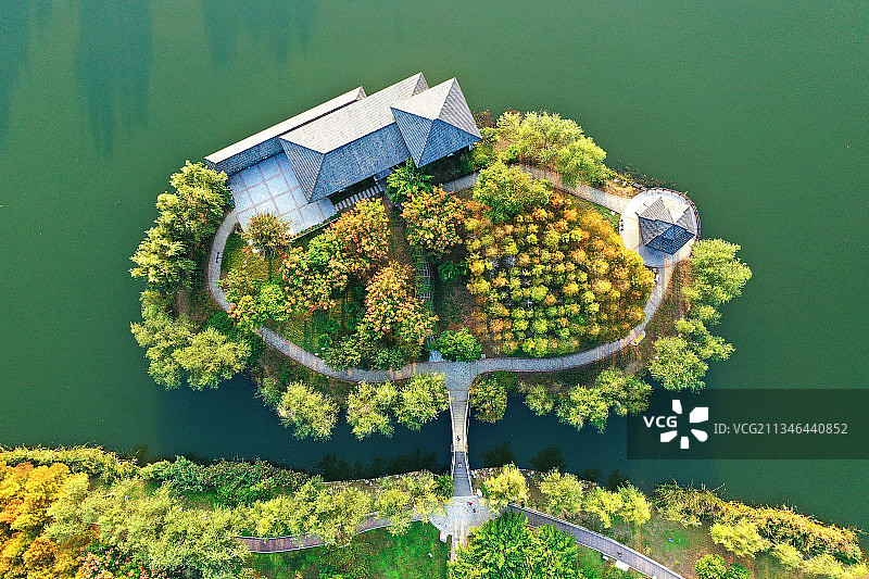 湖滨水榭+安徽省蚌埠市固镇县城西公园图片素材