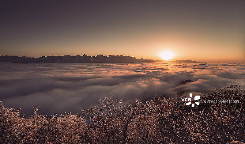 四川雅安宝兴县360度观景平台达瓦更扎景区图片素材