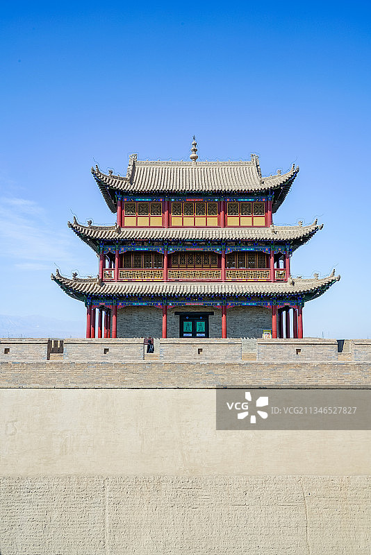 中国甘肃省雄伟的嘉峪关城楼图片素材