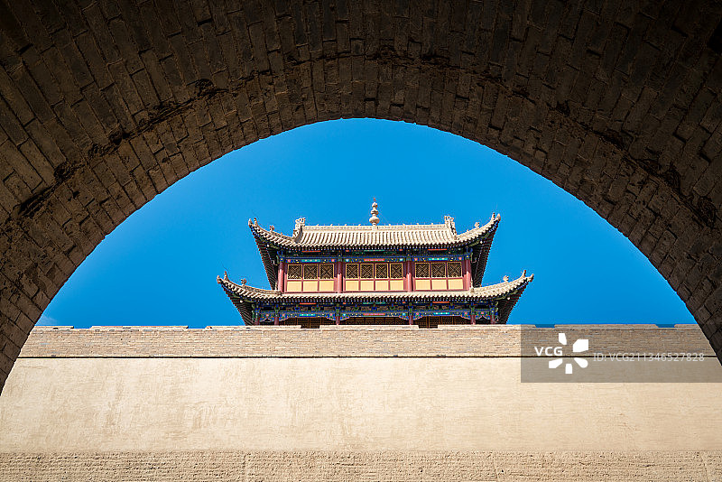 中国甘肃省雄伟的嘉峪关城楼图片素材