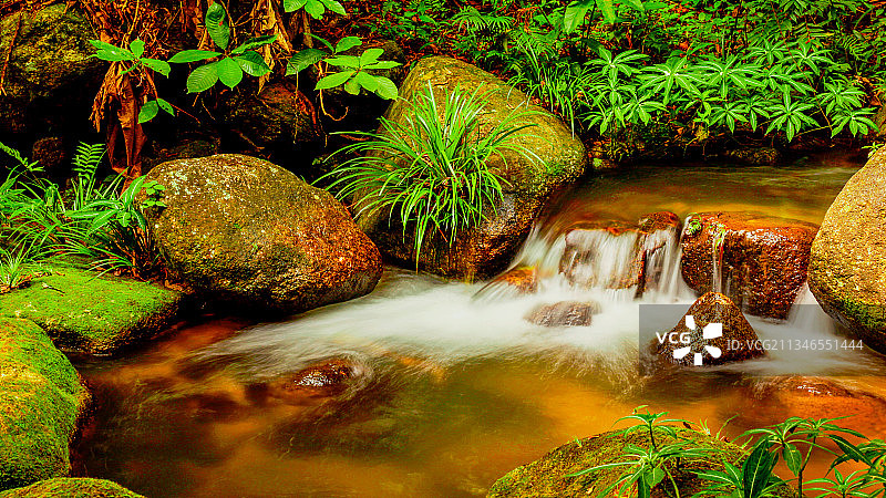 广西大容山溪瀑图片素材