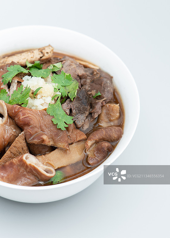 中国传统美食老北京卤煮火烧图片素材