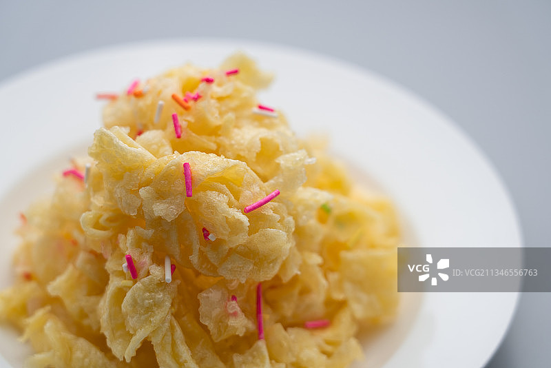 中国的老北京传统小吃姜汁排叉图片素材