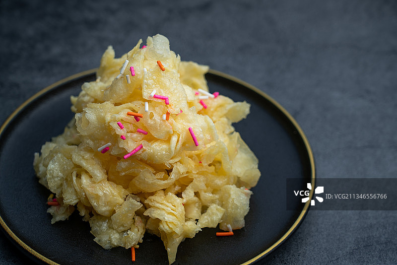 中国的老北京传统小吃姜汁排叉图片素材