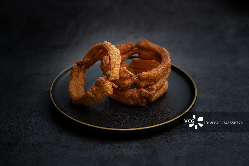 中国的老北京传统美食焦圈图片素材