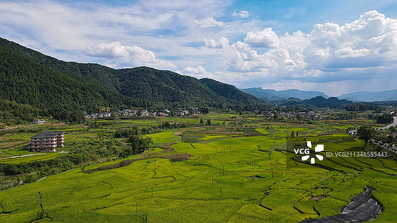 贵州省遵义市湄潭县马山镇清江村田园秋色图片素材