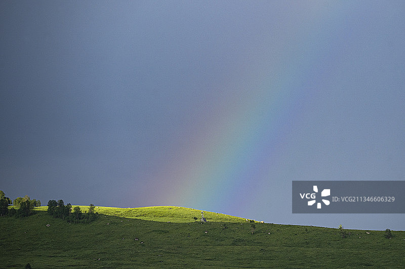 禾木彩虹图片素材