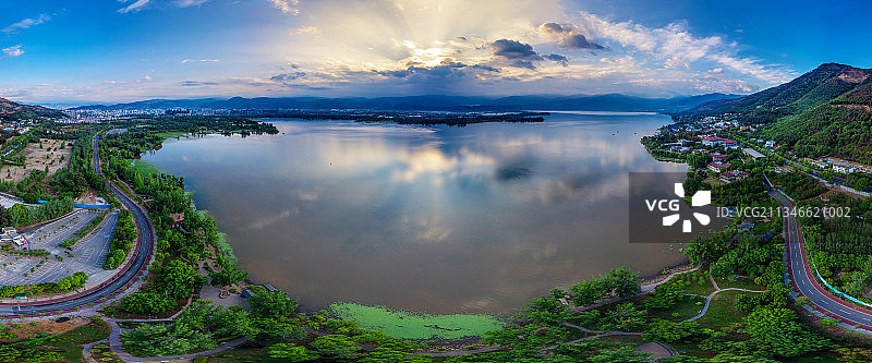 四川凉山西昌市邛海早晨图片素材