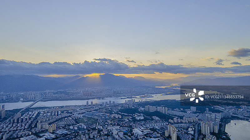 航拍福州市台江区写字楼商业大厦图片素材