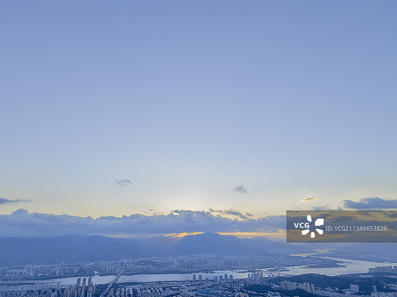 航拍福州市台江区写字楼商业大厦图片素材