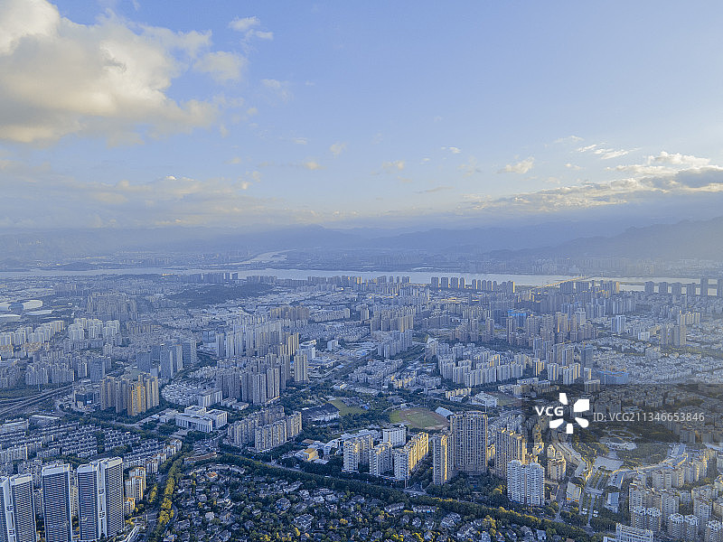 航拍福州市台江区写字楼商业大厦图片素材