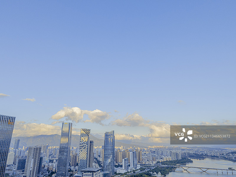 航拍福州市台江区写字楼商业大厦图片素材