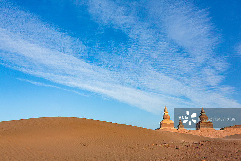 内蒙古额济纳鬼城沙漠风光图片素材