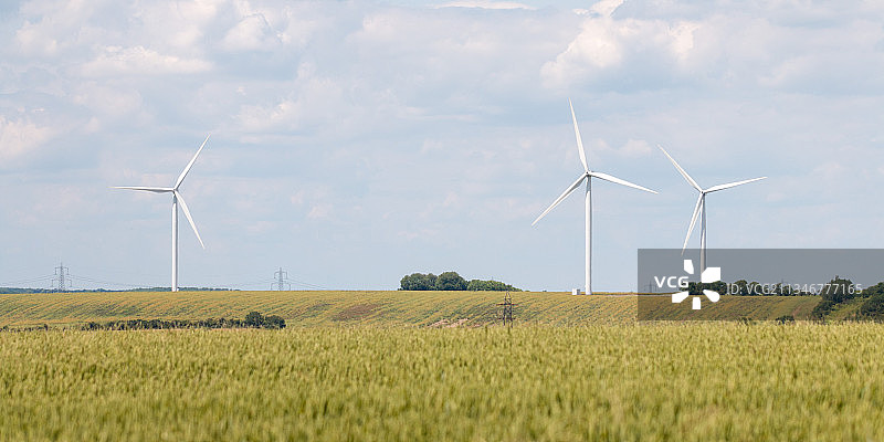 英国布兰普顿风车田园风光图片素材