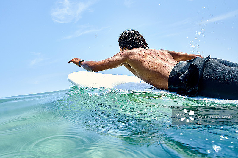 夏季冲浪海上运动极限运动水上运动图片素材