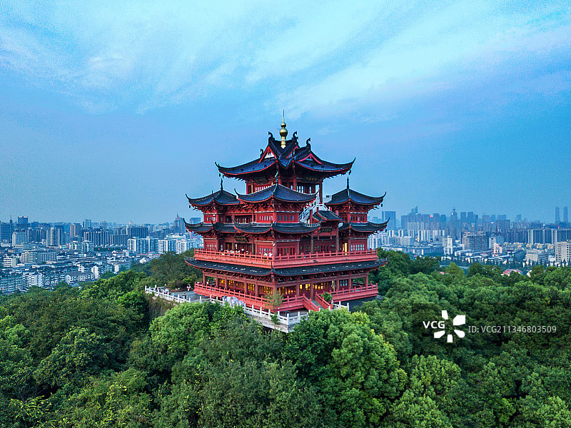 杭州吴山城隍阁航拍图片素材