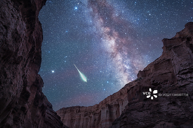 青海地下雅丹银河图片素材