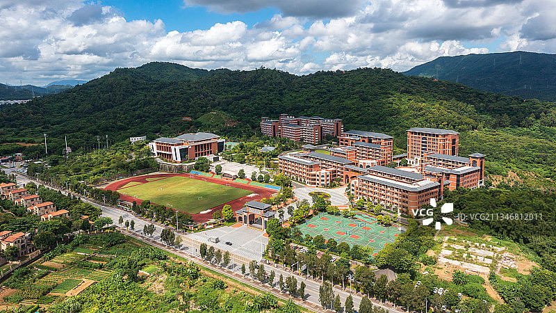 教育学校建筑，航拍中山市桂山中学（高中部）全景图，校园风景图片素材