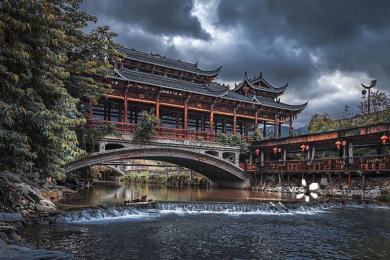 廊桥起风云图片素材