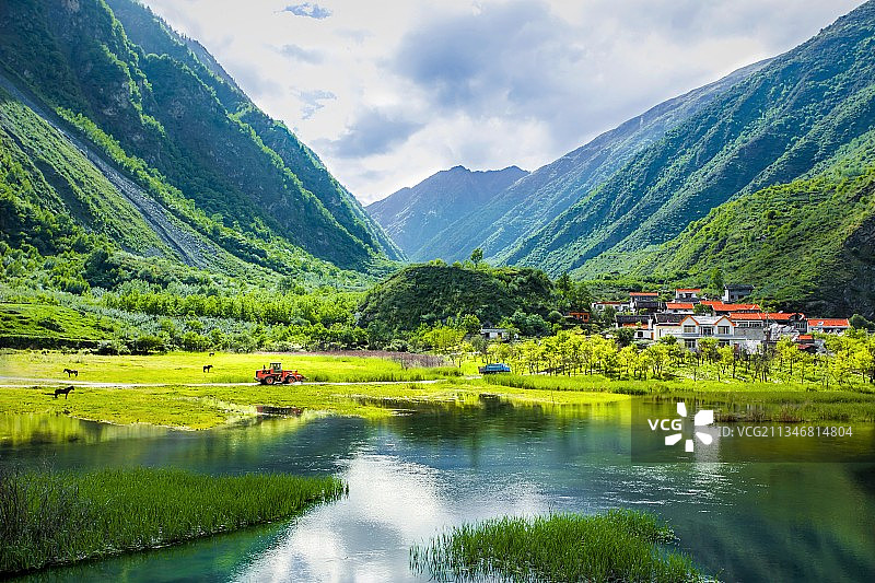 今日羌寨图片素材