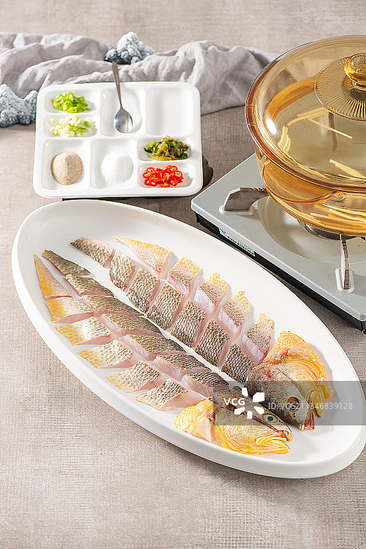 堂灼大黄鱼图片素材