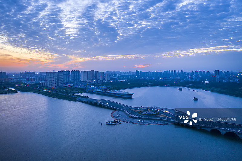 山东滨州中海日出朝霞航拍图图片素材