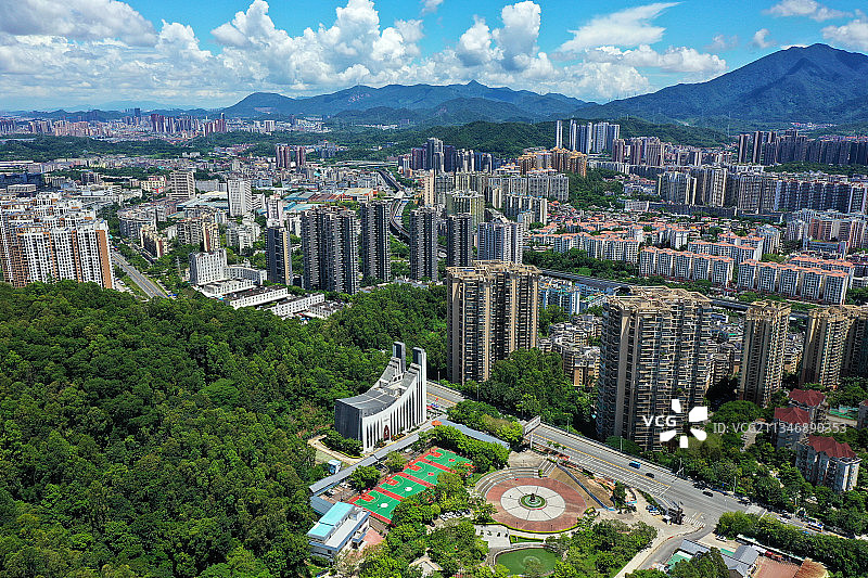 广东省深圳市龙岗区石芽岭公园基督教布吉教堂航拍图片素材