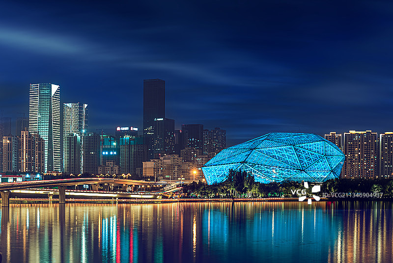沈阳浑河盛京大剧院夜景图片素材