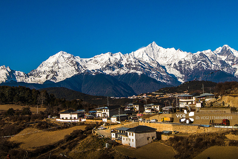 梅里雪山图片素材