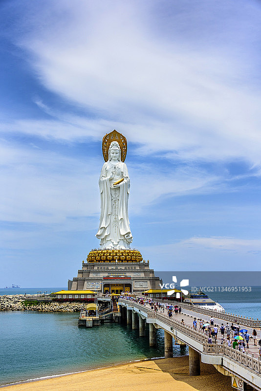 中国海南三亚南山风景区露天海上观音图片素材