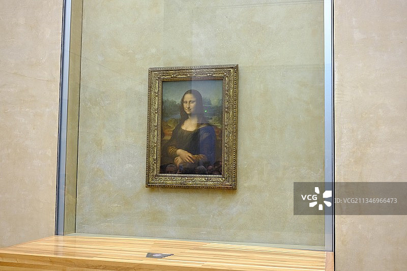 法国巴黎卢浮宫展品图片素材