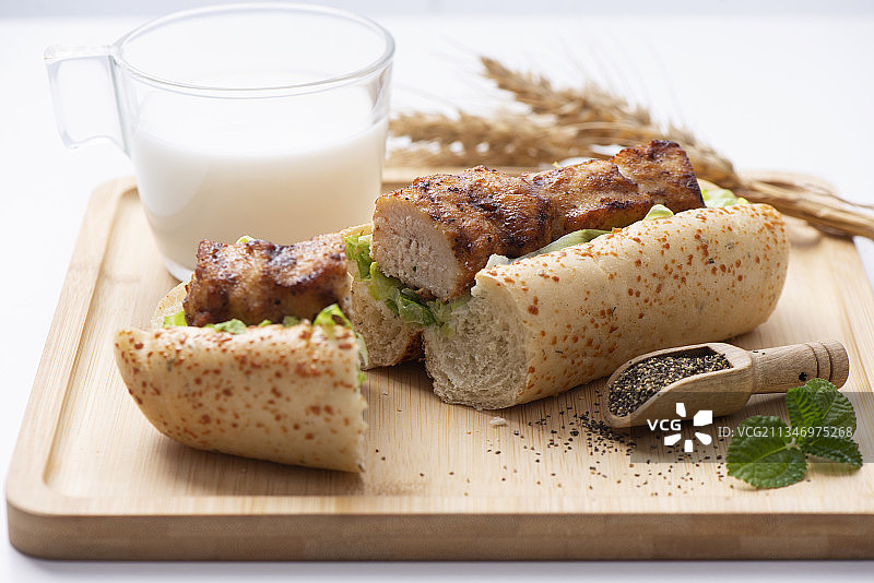 面包，牛奶图片素材