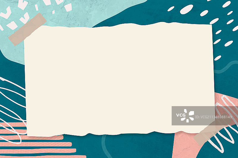 俯视拍摄：桌面上空白纸张图片素材