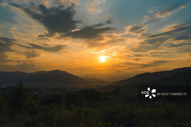 西山国家森林公园鬼笑石日落夕阳图片素材