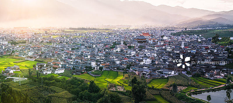 和谐回村  云南省大理州巍山县永建回族村马米厂图片素材