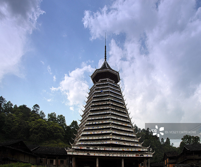 贵州黔东南从江县，芭扒侗寨，侗族，鼓楼，梯田，侗族村寨图片素材