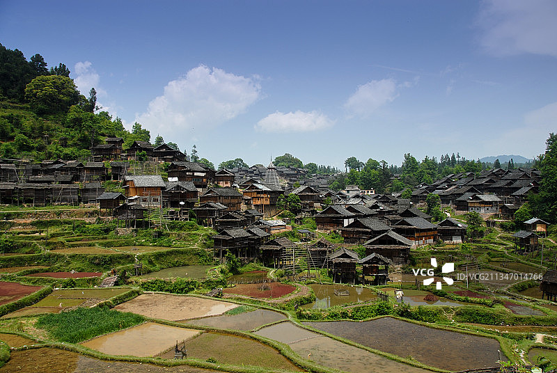 贵州黔东南从江县，芭扒侗寨，侗族，鼓楼，梯田，侗族村寨图片素材