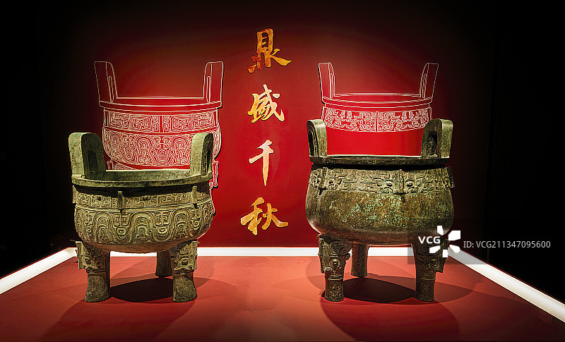 西周_大盂鼎_大克鼎_鼎盛千秋_镇馆之宝图片素材