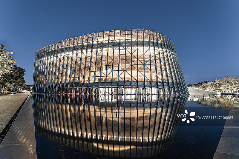 中山市文化艺术中心夜景图片素材