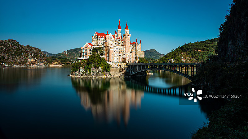 贵州兴义万峰湖城堡图片素材