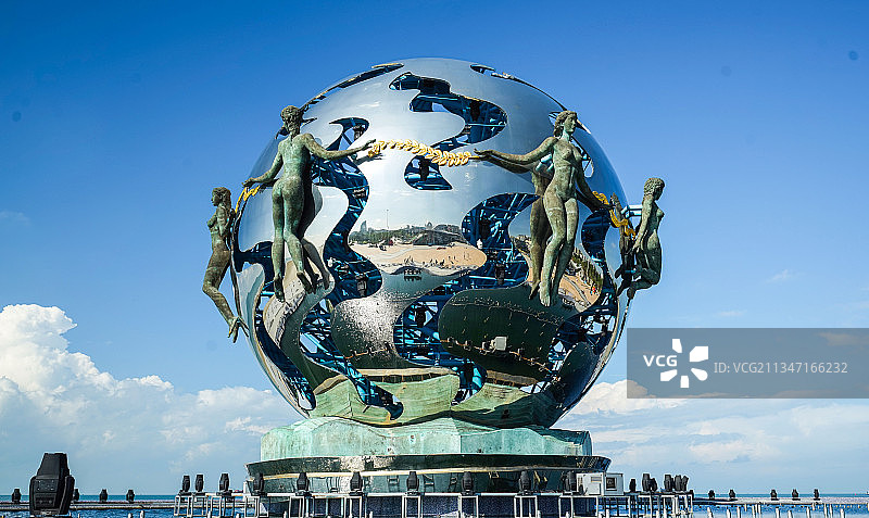 北海银滩海滩公园潮雕雕塑图片素材