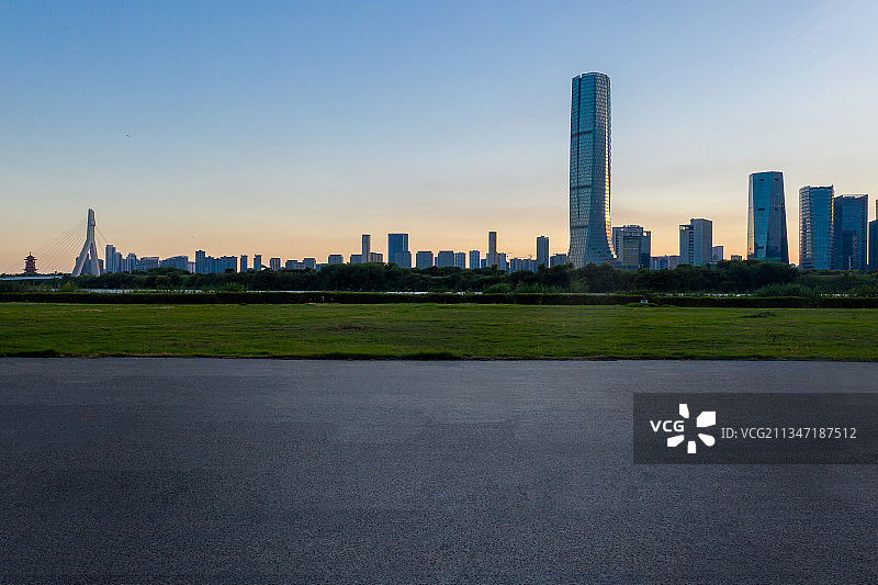 CBD汽车广告背景图片素材