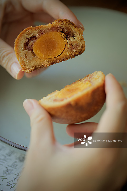 中秋月饼图片素材