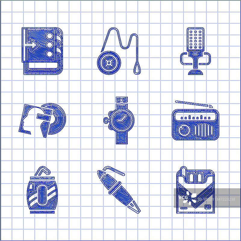 手表、钢笔尖、香烟盒图片素材