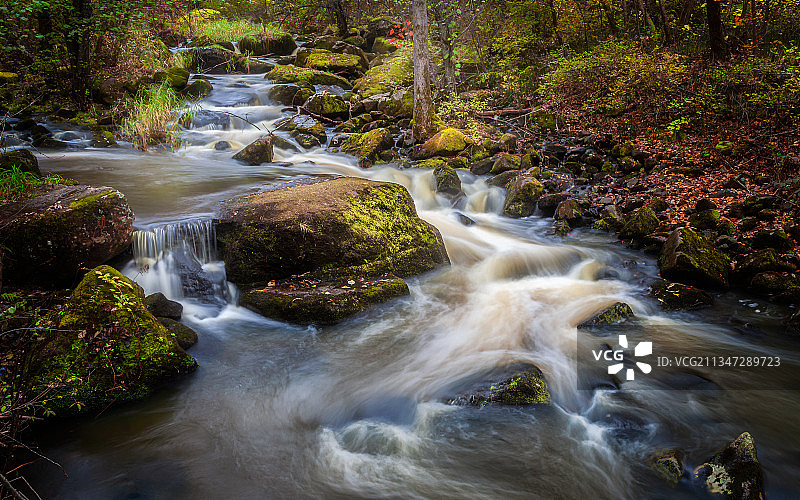 伊春茅兰沟秋色图片素材