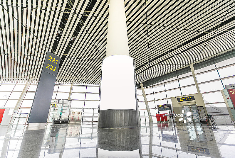 机场大厅广告牌展示架图片素材