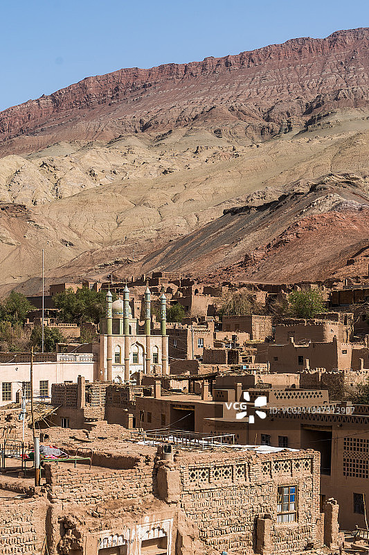 新疆吐鲁番鄯善县麻扎村土建传统民居图片素材