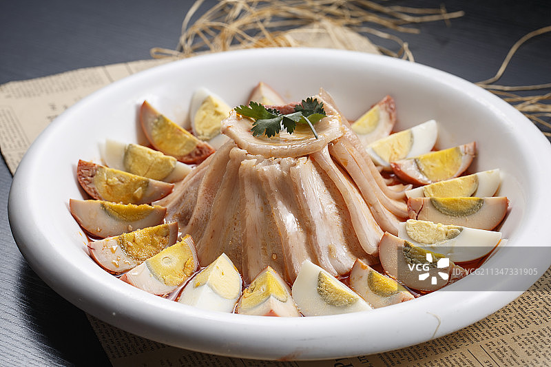 红油汆白肉配水煮蛋图片素材